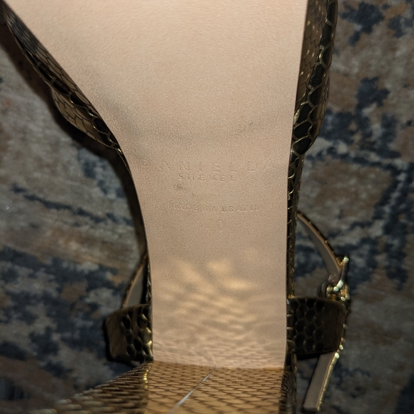 Daniella Shevel Vegan Skye Platform Gold Heel Sandal - Picture 4 of 5